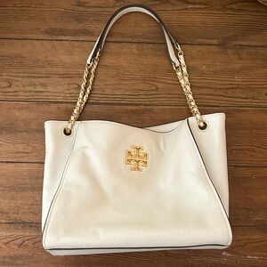 Tory Burch Cream Shoulder Bag with Gold Chain